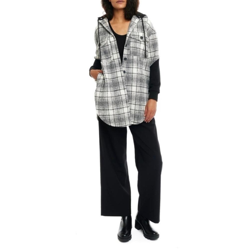 NWT LBLC The Label Mikenna Black White Plaid Hooded Shirt Jacket Shacket Sz L